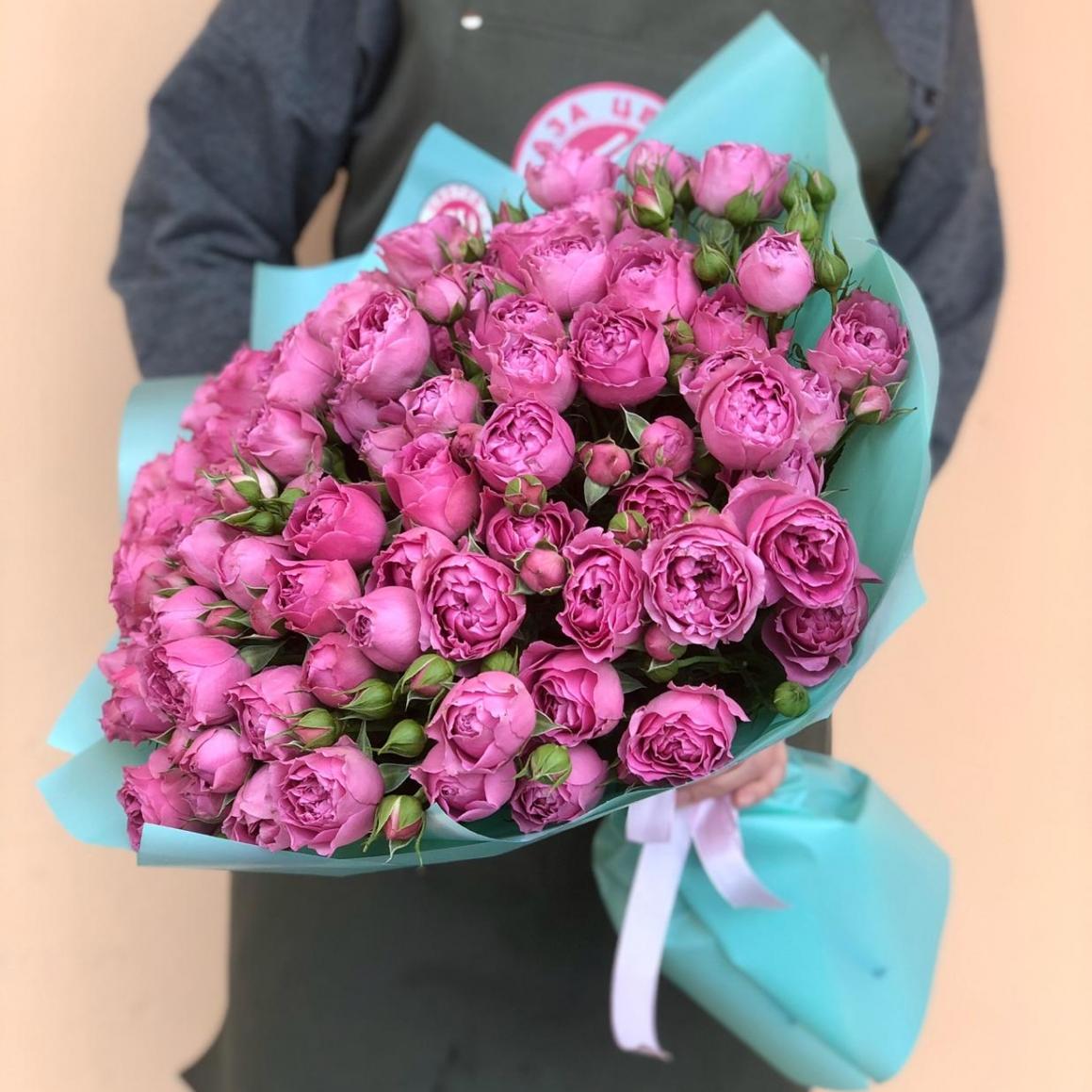 Букет из кустовых розовых роз articul  28917izh