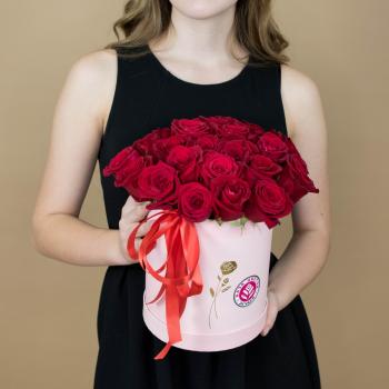 Эквадорские красные розы в шляпной коробке 